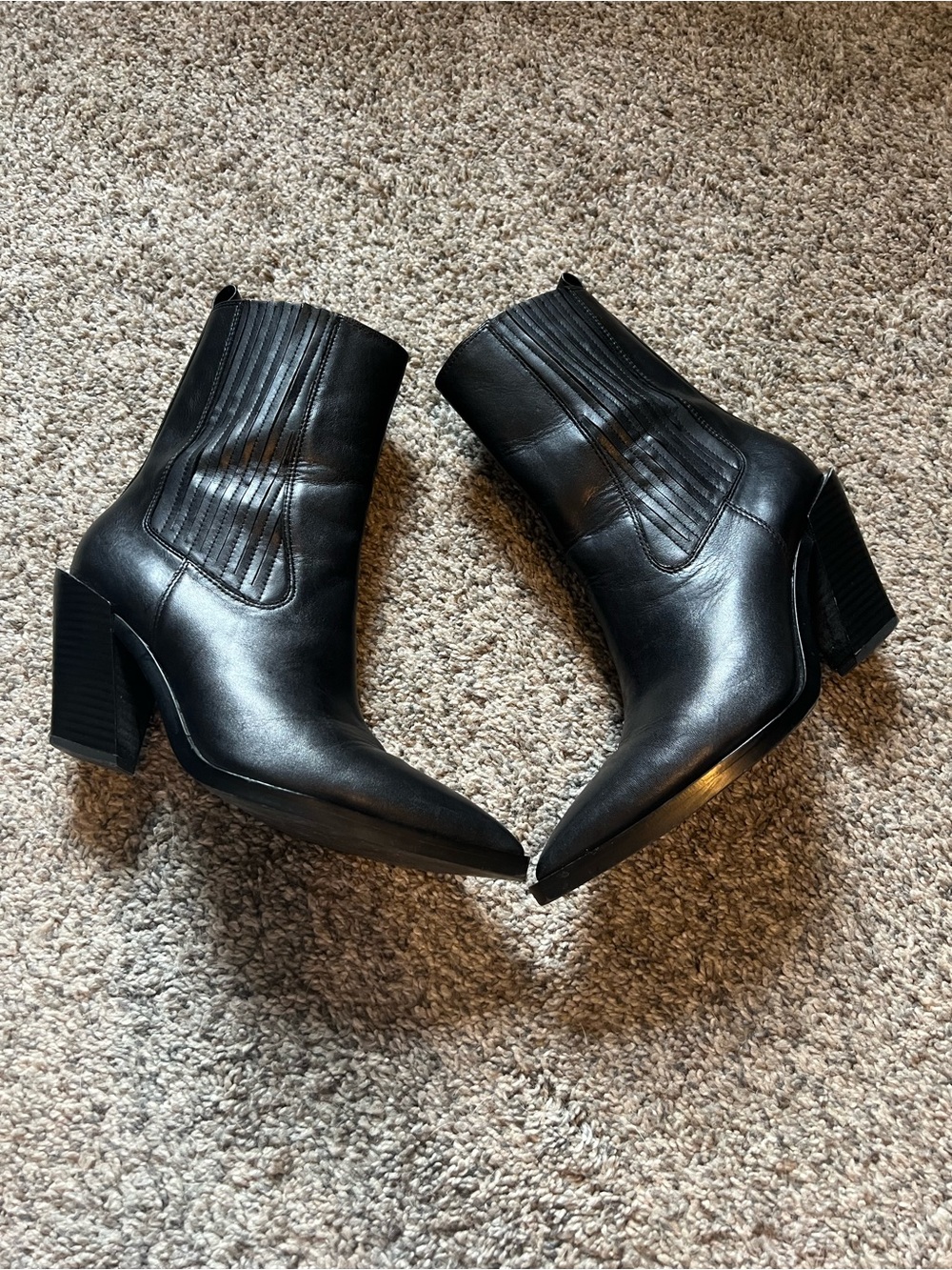 Sam Edelman Mandey Black Leather Western-Style Ankle Boots